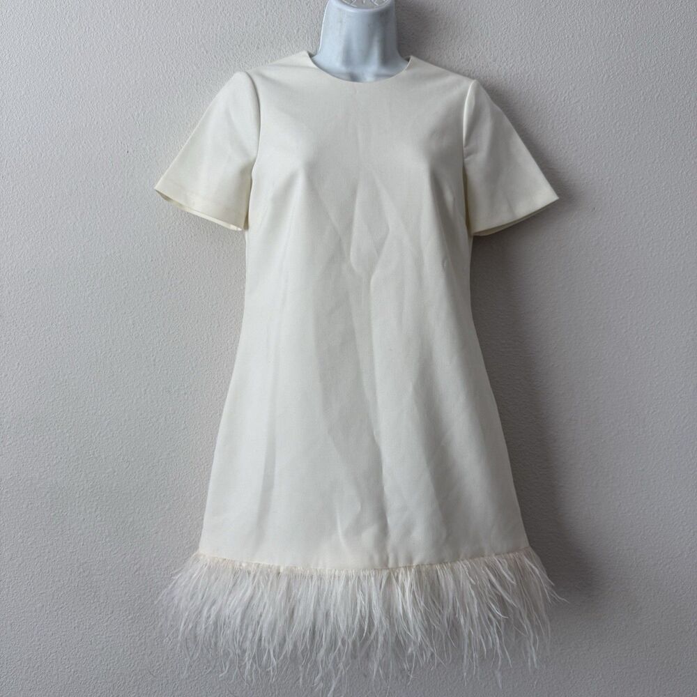 LIKELY Marullo Dress Size 00 White Ostrich Feather Hem Crepe Shift Cocktail Mini